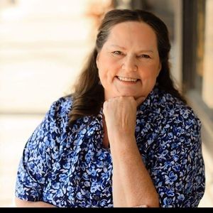 Meet your Posher, Donna